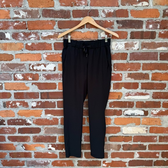 Lululemon On The Fly Pant Woven 27” Black Size 4 Travel Jogger‎ - Picture 1 of 6